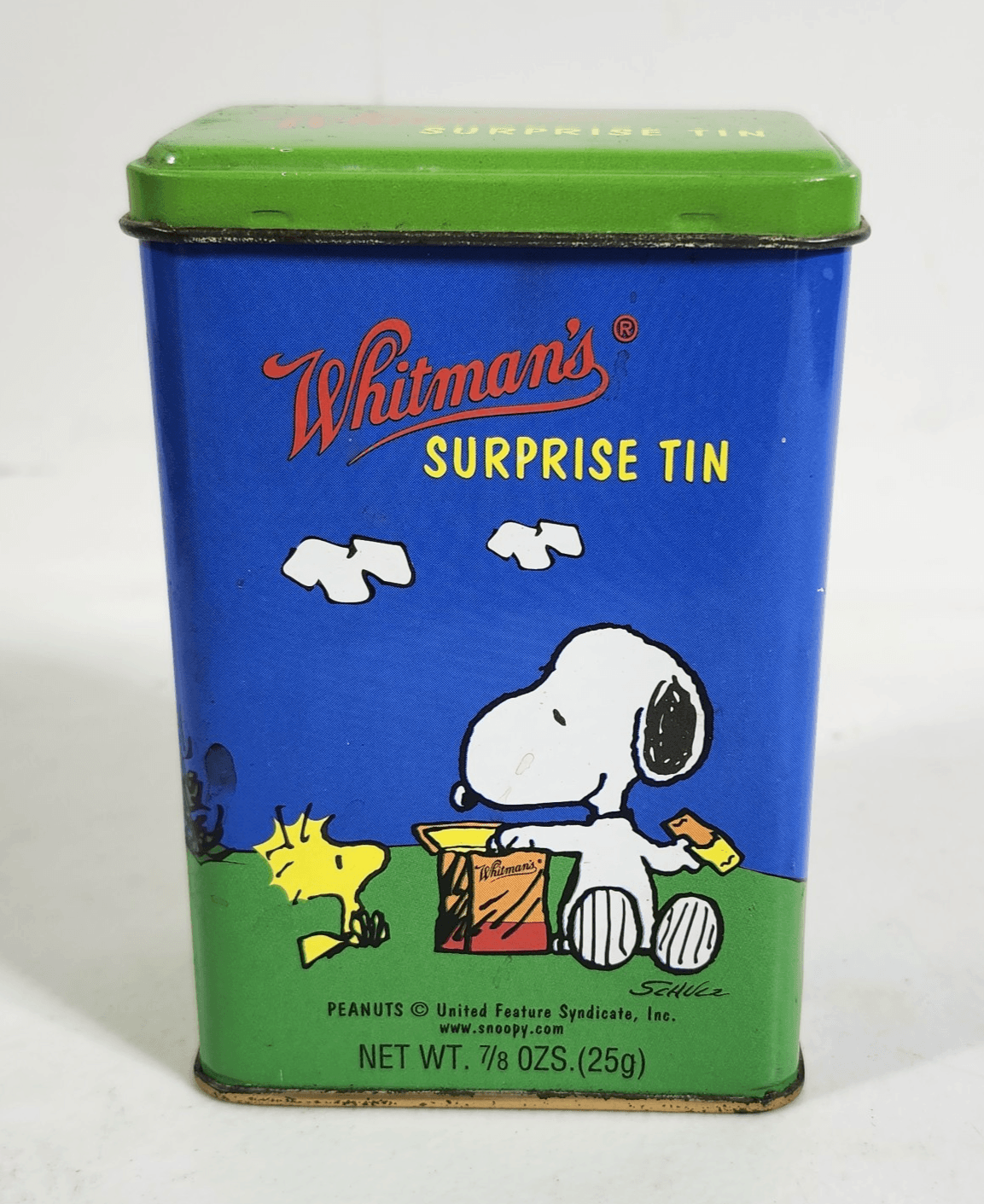 VTG Snoopy Peanuts Whitman's Surprise Metal Tin
