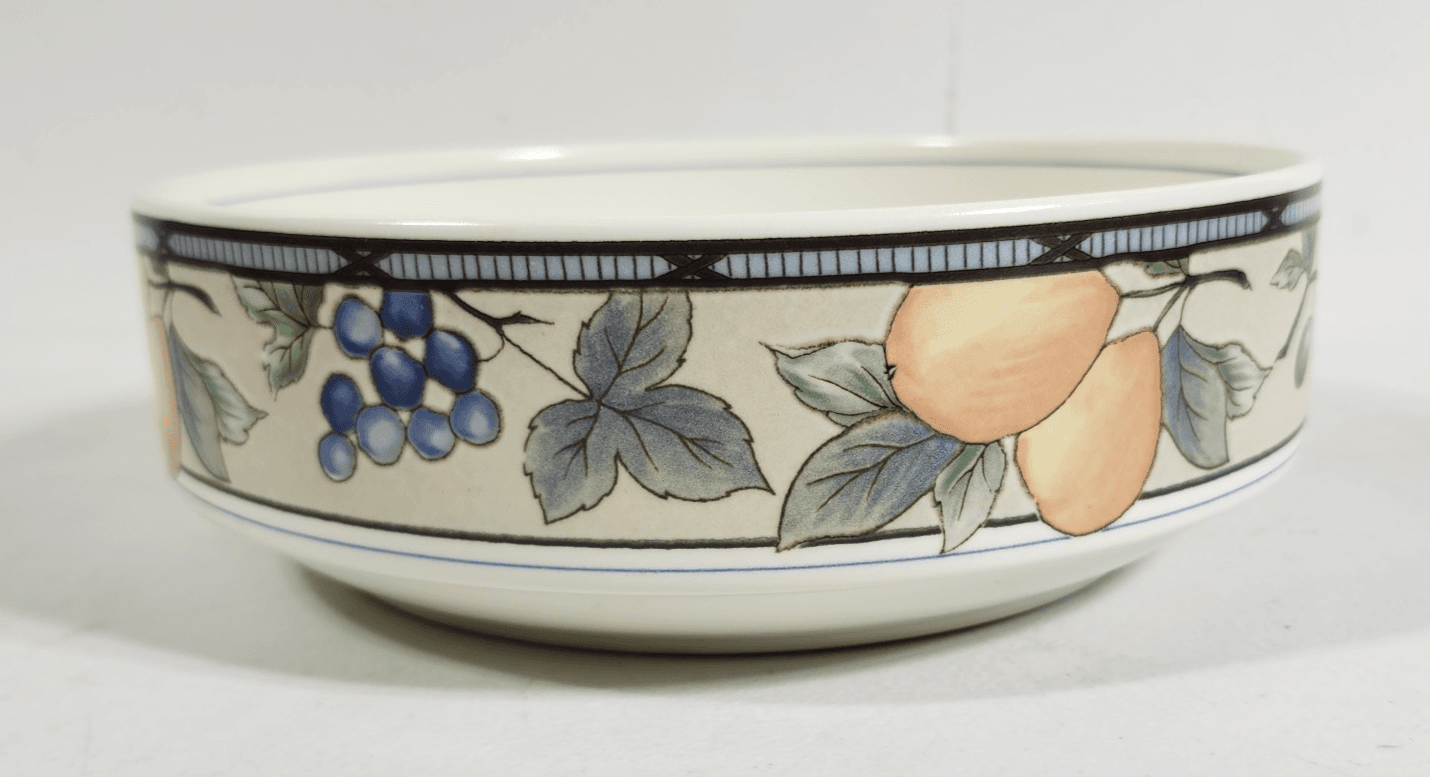 Vintage Mikasa Garden Harvest Serving Bowl 8.25" CAC29 Intaglio