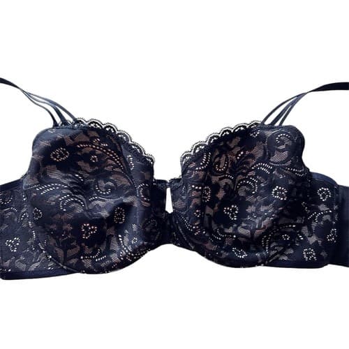 Soma 32DD Beautiful Black Bra Scalloped Trim Floral Lace Cups Sexy Volup