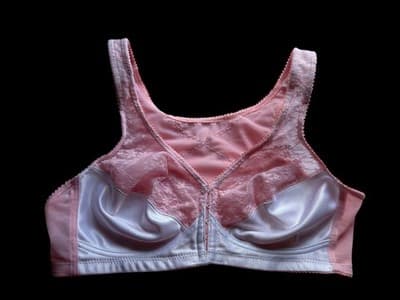 Vintage Pinup Bombshell Bra Pink Lace Lingerie 34B Pointy Cup Coquette Bralette