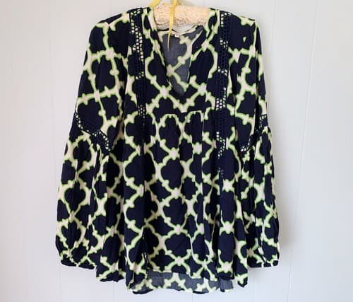 Crown & Ivy 0X Top Navy Blue Green Flowy Shirt Blouson Sleeves Plus Size