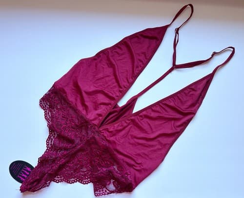 Wine Burgundy Lace Romper Bodysuit Teddy Lingerie One Piece M NWT