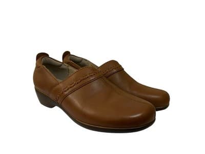 Size 5.5 EASY SPIRIT Genuine Leather Brown Shoes Slip On Loafers