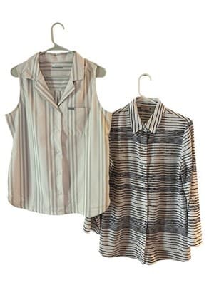 M Lot Of 2 Women’s Tops Shirts White Columbia & Chicos Striped Blouse Spring