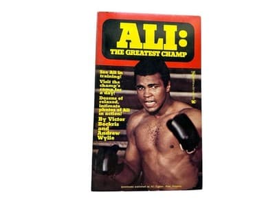 MUHAMMAD ALI Rare The Greatest Champ Boxing Fight Magazine Vintage 1976 1970’s