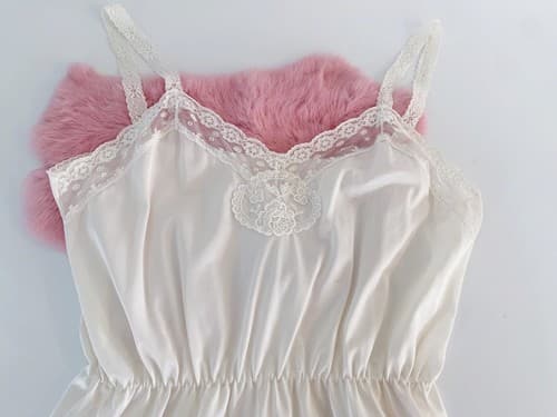 Vintage Camisole Pastel Cream Wide Floral Scalloped Lace Bodice Peplum Waist