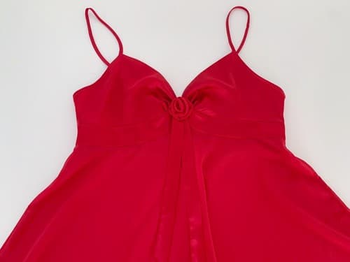 Victoria’s Secret Red Nighty Flowy Short Chemise Rosette Accent Medium Lingerie