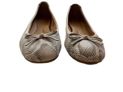 BORN Size 8.5 Genuine Leather Ballet Flats Women’s Shoes Black Beige Slip On
