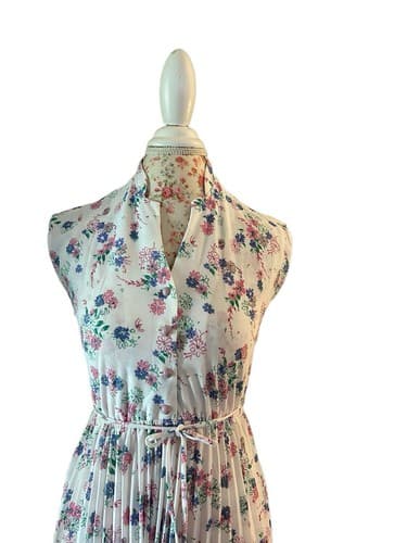 Vintage 1970’s Dress Pleated Skirt Belted Junior Women’s 3 Pink Blue Teal Floral