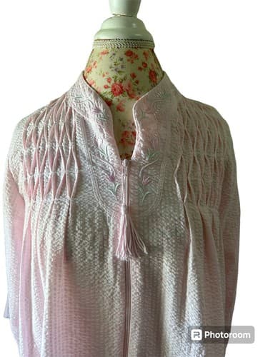 Vintage Pink & Aqua Miss Elaine Embroidered Robe Cotton Blend M Housecoat Zipper