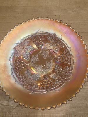 Antique Northwood Carnival Glass Grape Leaves 3 Spatula Footed Plate 9 Inch