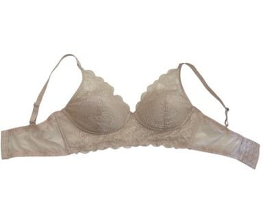 MAIDENFORM BEIGE 36C ROMANTIC SCALLOPED LACE BRA BRALETTE WIRELESS WIRE FREE