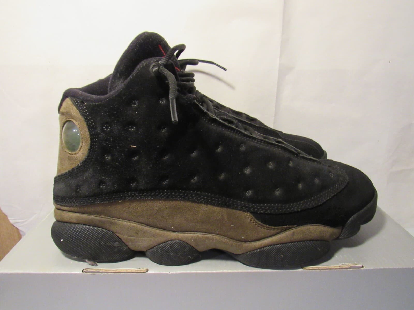 Size 10 Mens - Air Jordan 13 Retro Olive Black Suede Sneakers (414571-006) H18K