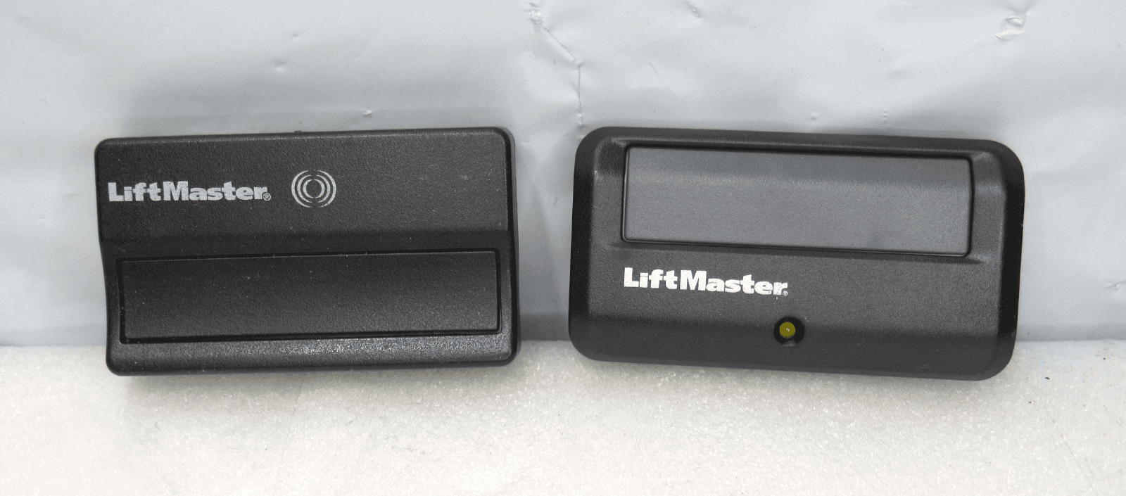 2 LiftMaster Chamberlain 371LM & 891LM Car Garage Door Remote Openers (G30J)