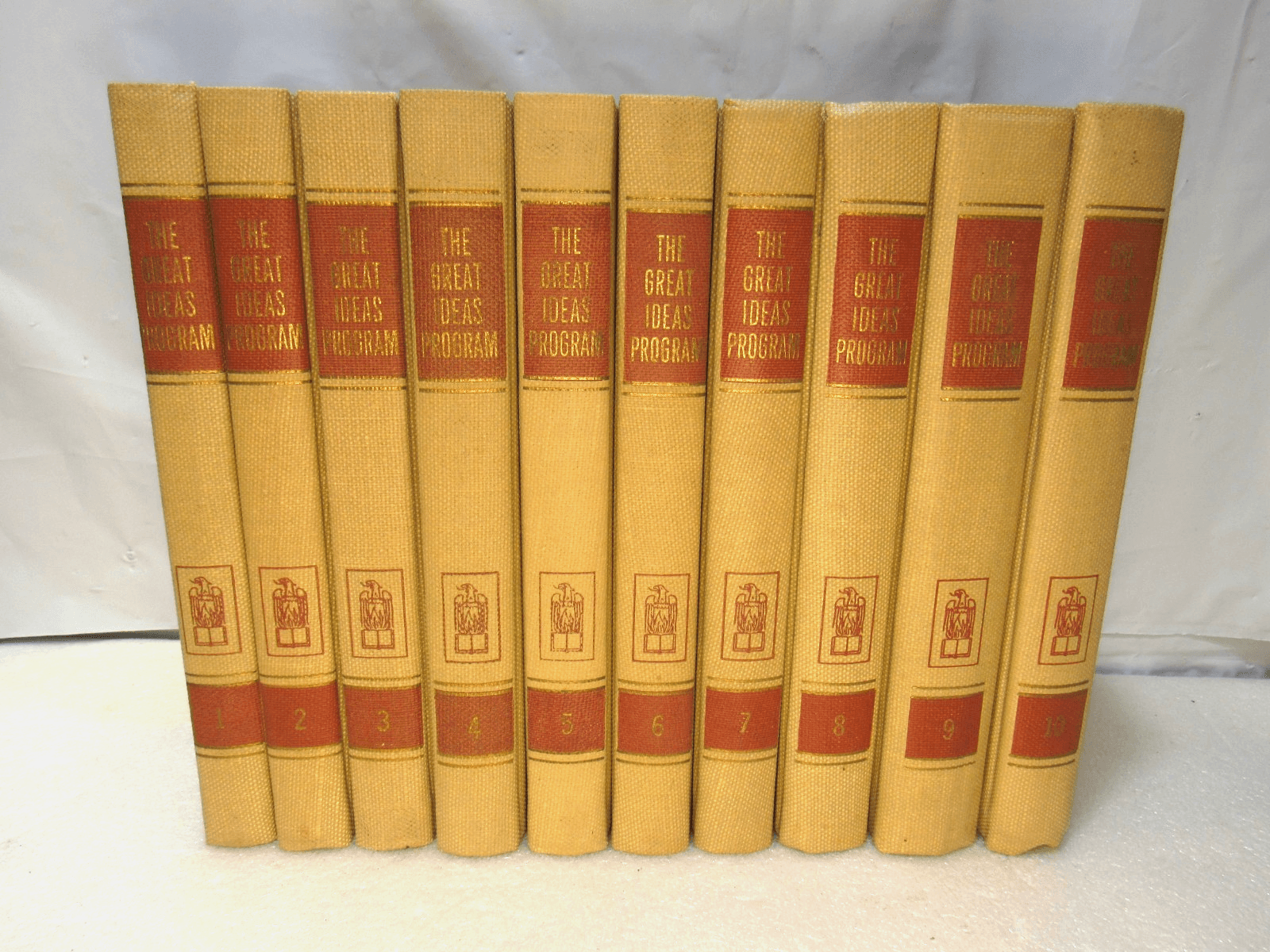 A General Intro to the Great Books and to a Liberal Education 10 vols. (V58K)