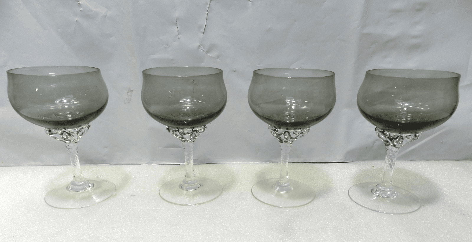 4 Sasaki Hawthorn Smoke Black/Gray Coronation Stim 4.5" Tall Wine Glasses B31K