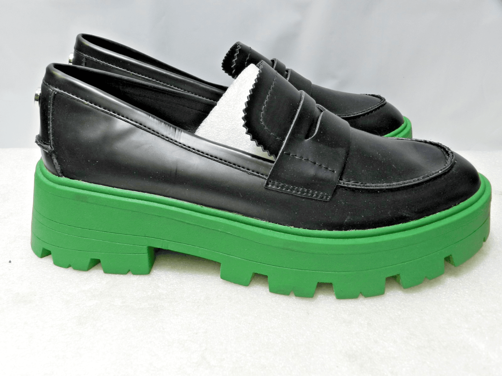 Steve Madden Maisee Black /Green Chunky Platform Loafers sz 6.5 (L25K)