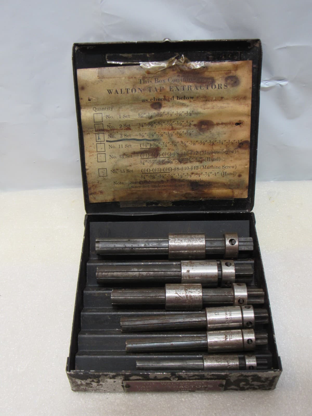 Vintage The Walton Co Tap Extractors Set of 6 in Original Metal Storage Case