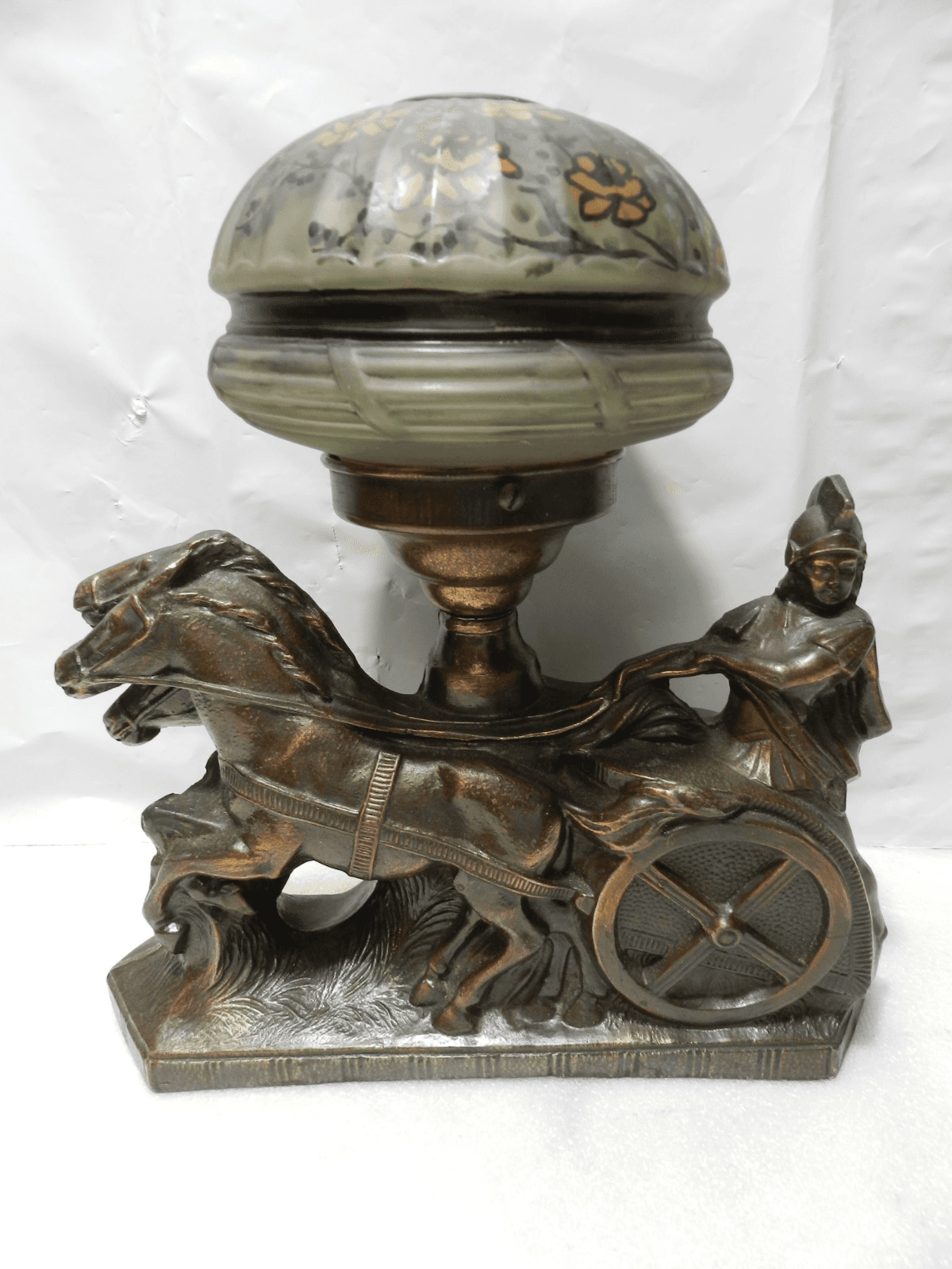 VTG Spelter Figural Roman Soldier Chariot Horses Lamp w/ Globe Not Wired (Z73S)