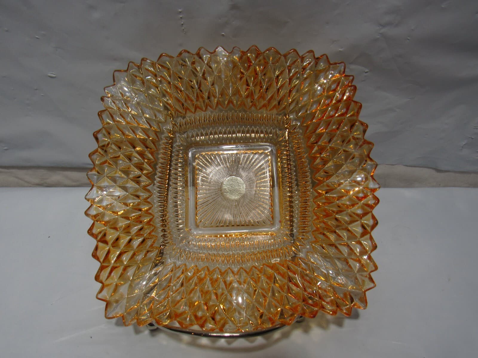 Amber Diamond Point Pattern Ruffled Edge Indiana Pressed Glass Candy Dish (O34M)