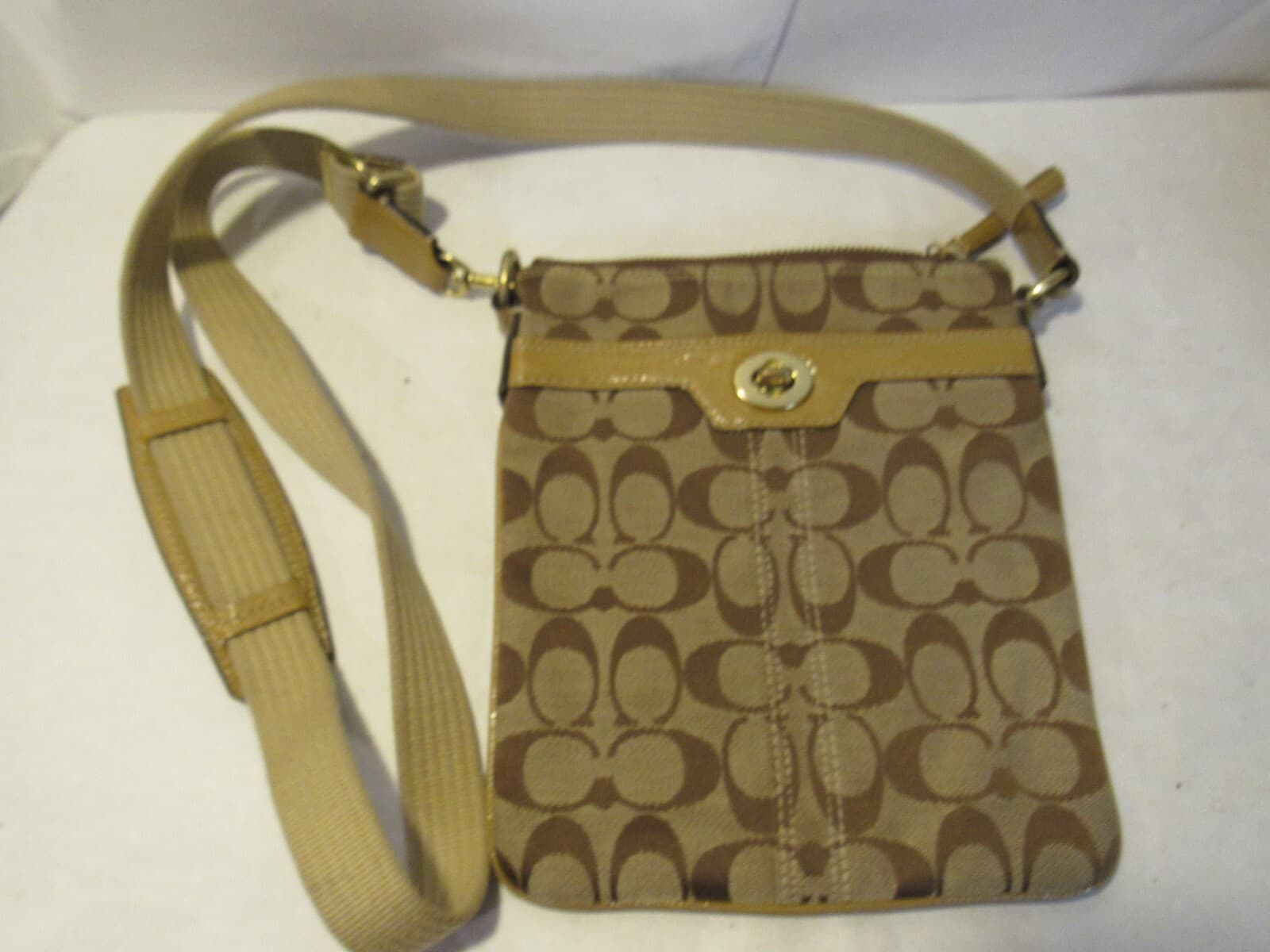 Coach Signature Crossbody Bag Brown Khaki Pre-Owned S79K