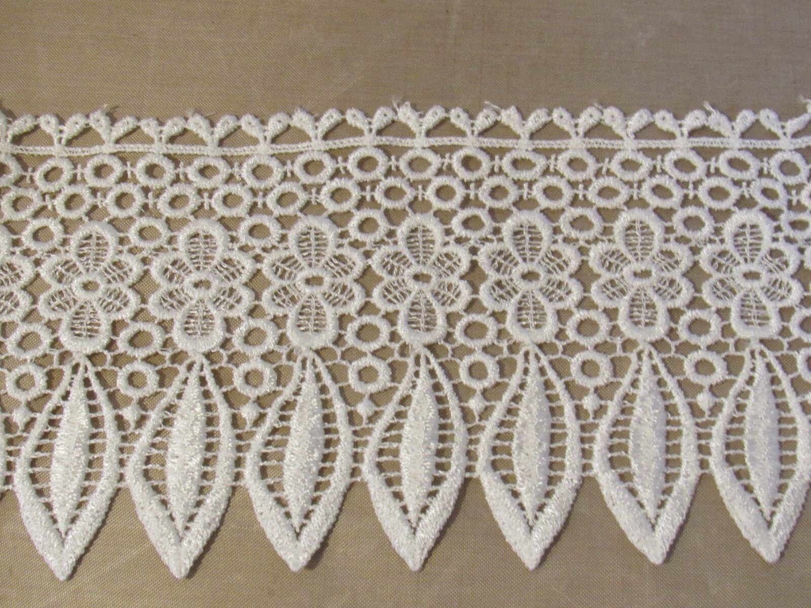 15 Yards 4.5" Rayon Venise Lace Trim Ivory W85J