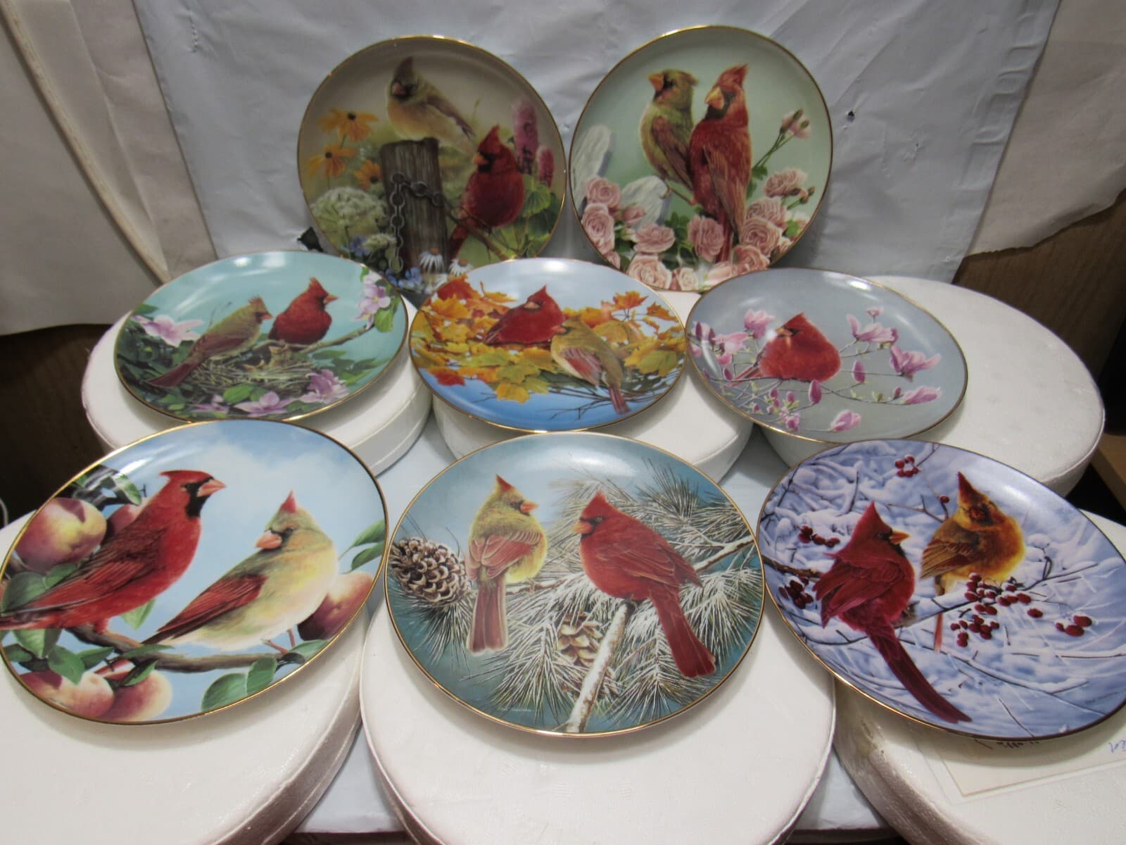 8 Danbury Mint Collector Plate Cardinals for All Seasons -Bob Travers (O40M)