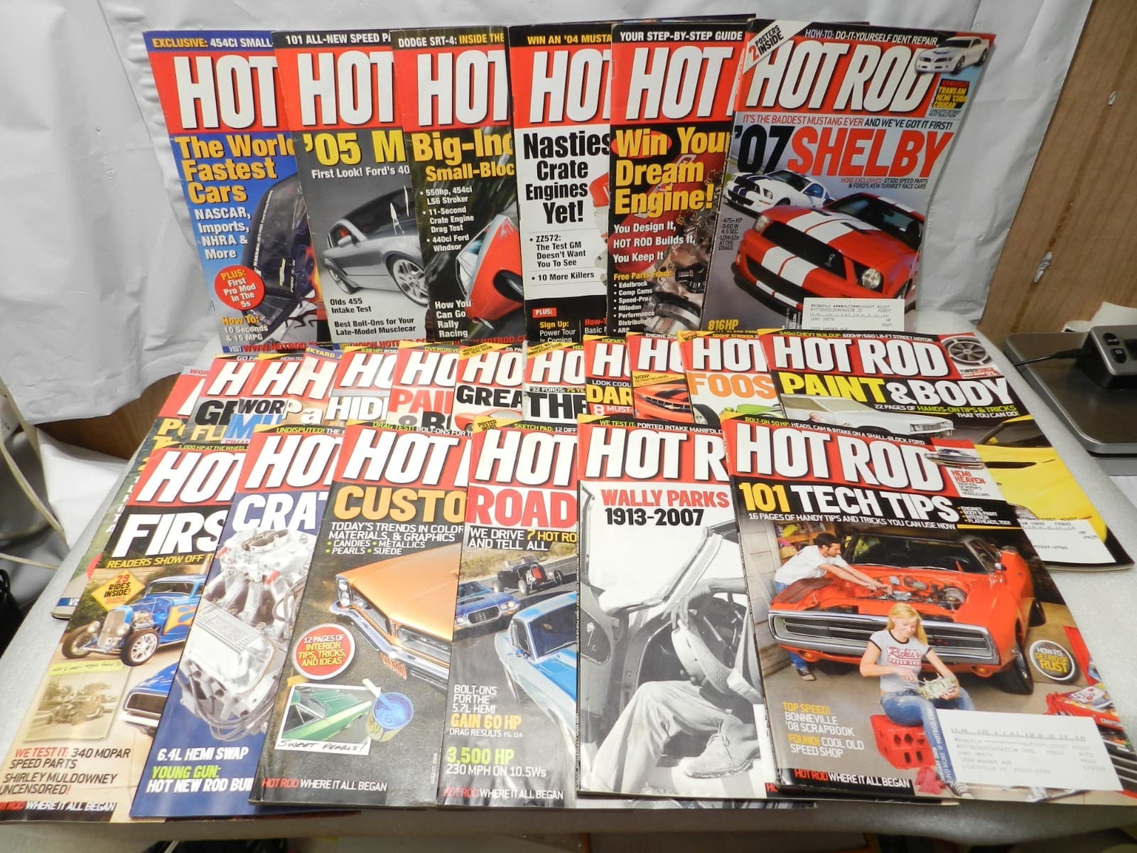 (24) Hot Rod Magazines Drag Racing Automotive Magazines 2003 - 2009 (Z16JJ)