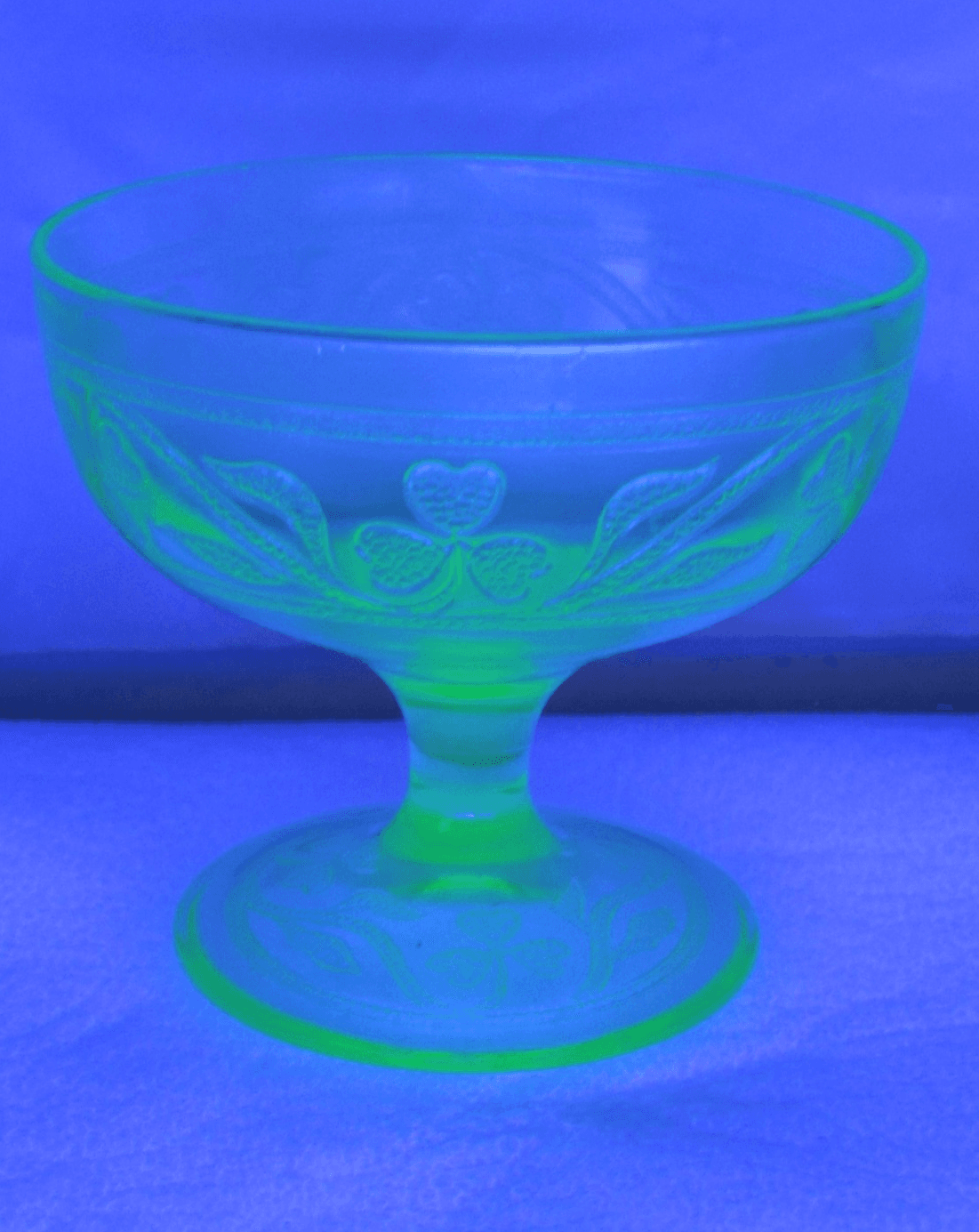 Hazel Atlas Green Cloverleaf Uranium Depression Glass Dessert Cup S97JJ