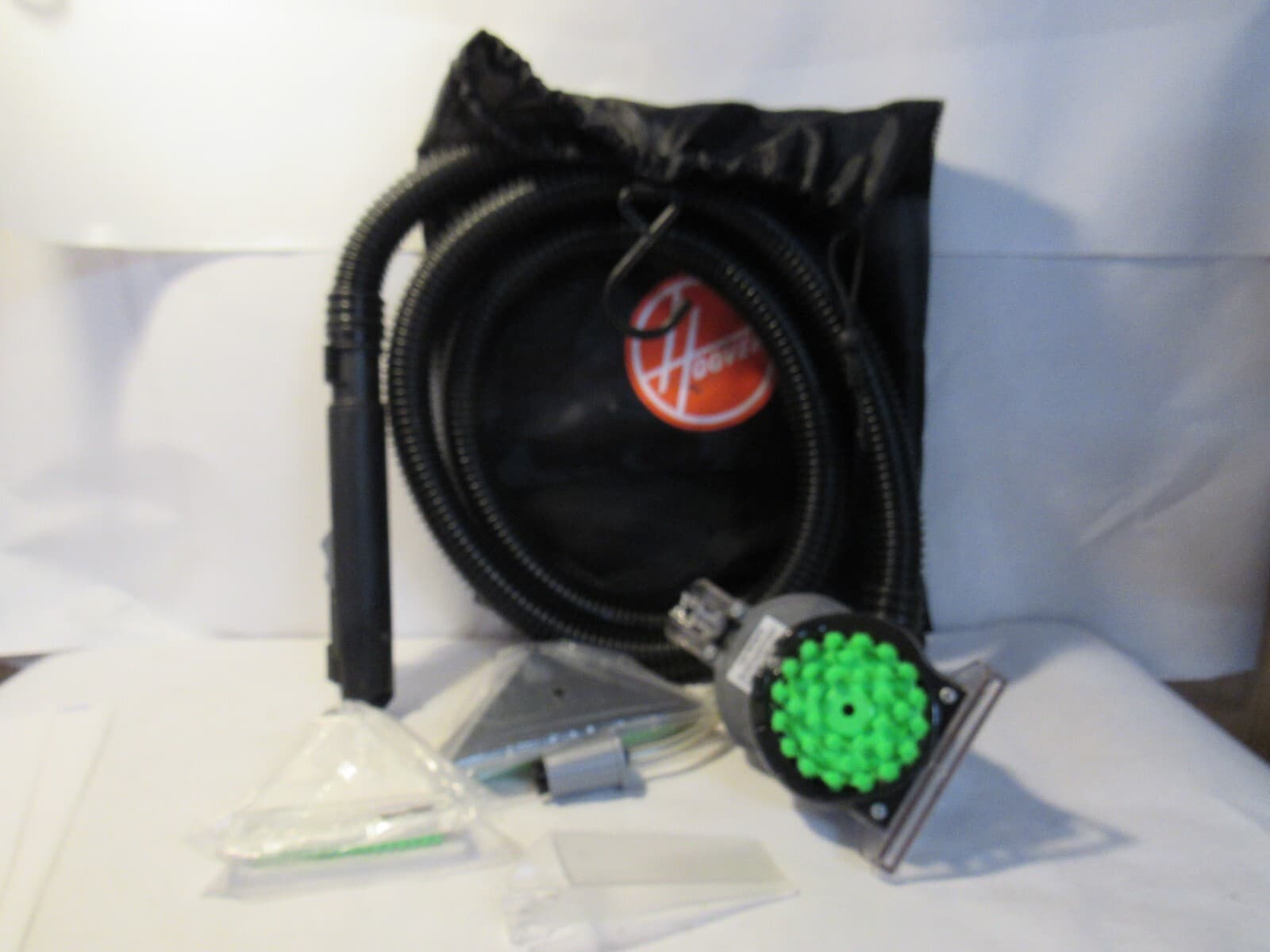 Hoover FH50135 Spin Scrub Carpet Shampooer Accessories Hose W/ Attachments J48K
