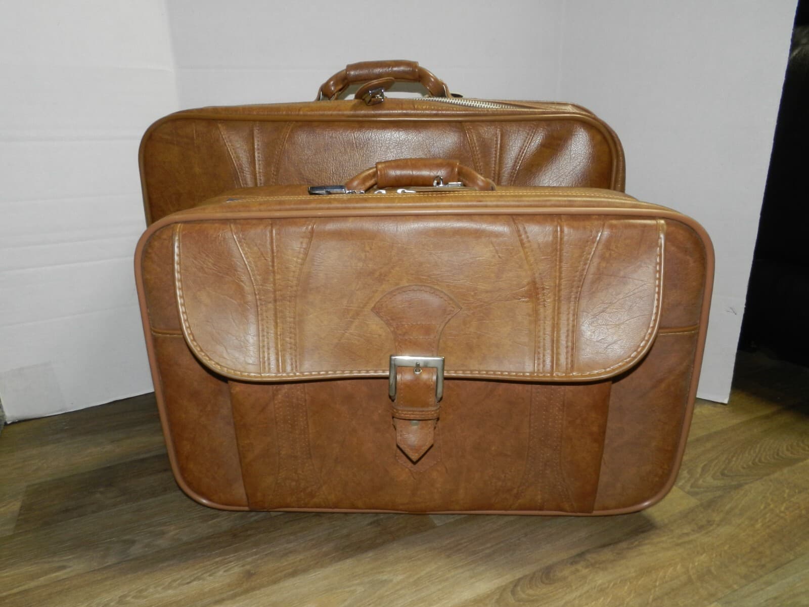 VTG 2 American Tourister Escort Soft Shell Suitcase Luggage Brown 24" 22" V28J