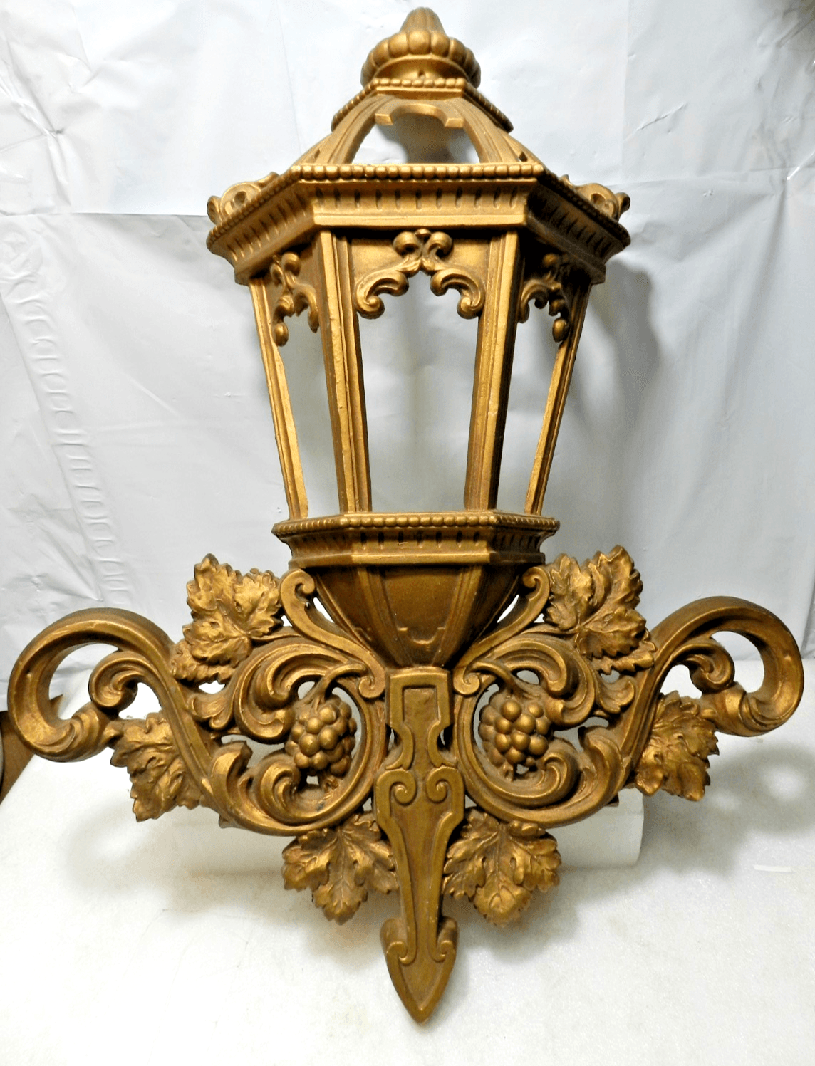 Vintage Homco Gold Tone Lantern Grapevine Scrolls Wall Hanging 25" L84J