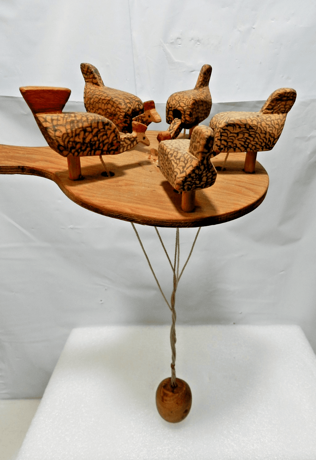Vtg Folk Art Wooden Pecking Chickens Primitive Paddle String Toy (L83S)