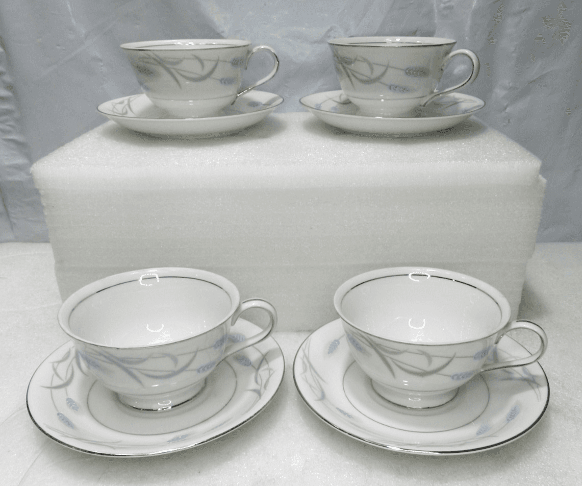 Vintage Valmont China Japan Royal Wheat Tea Cup & Saucer Service For 4 (K23J)