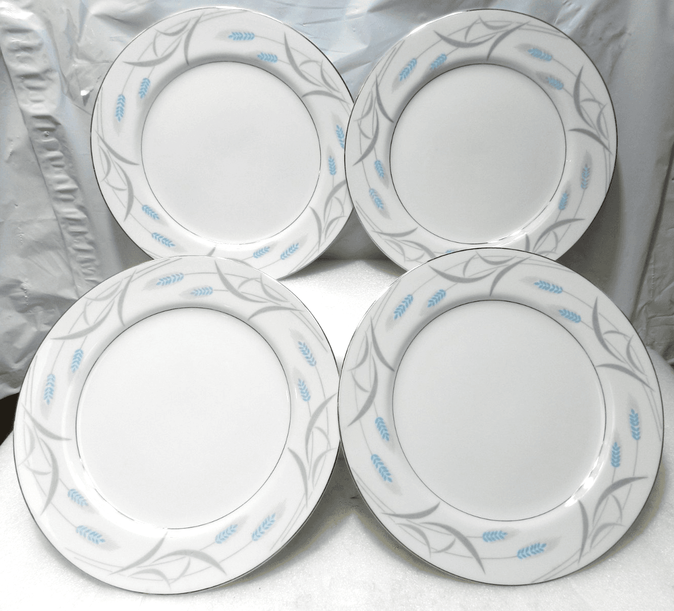 4 PC Vintage Valmont China Royal Wheat Dinner Plates 10" Silver Rim K21J