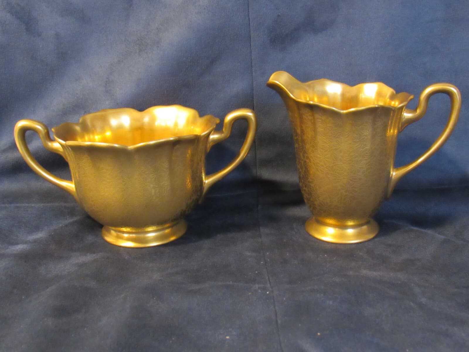 Vintage Pickard China ROSE & DAISY Gold Creamer and Sugar Bowl #527 Y8S