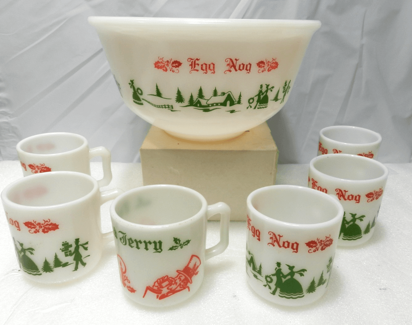 Vintage Hazel Atlas Milk Glass Christmas Egg Nog Set Punch Bowl And 6 Mugs E26J