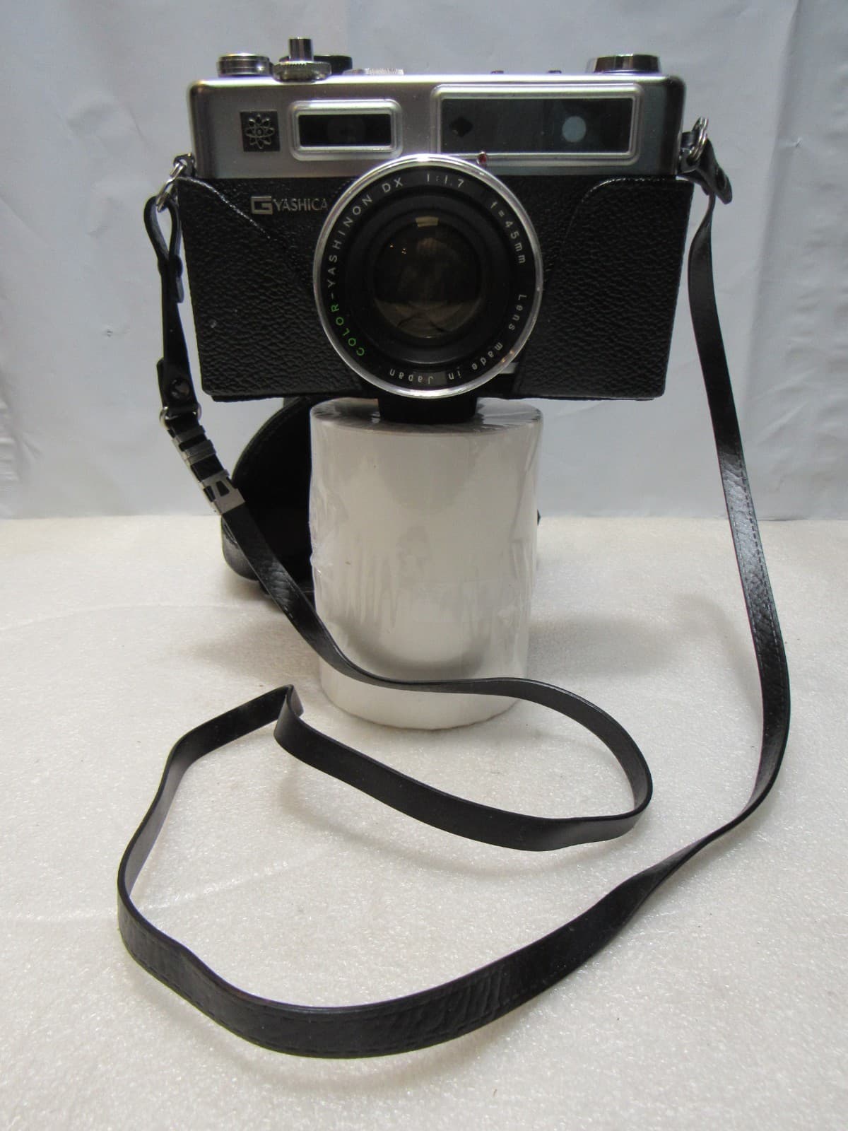 Vintage Yashica Electro 35 GS Rangefinder Film Camera F=45mm 1:1.7 Lens A29JJ