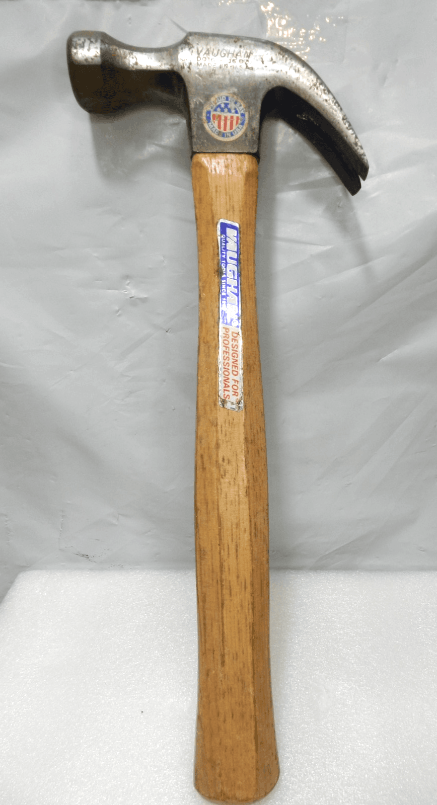 Vintage - Vaughan DO16 16 oz. Nail Hammer Wood Handle (H7S)