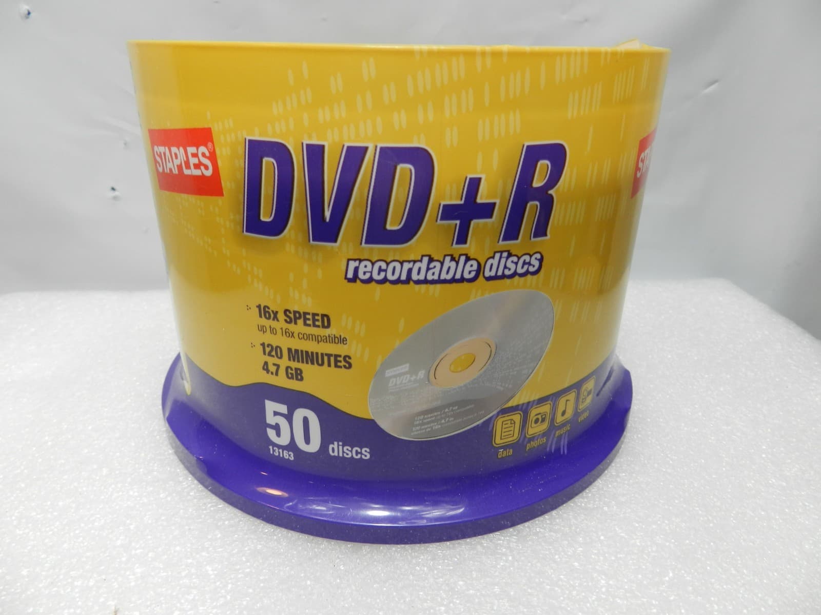 Staples DVD-R 4.7GB 16x Blank Recordable Discs 50 pack - New, Sealed (M22J)