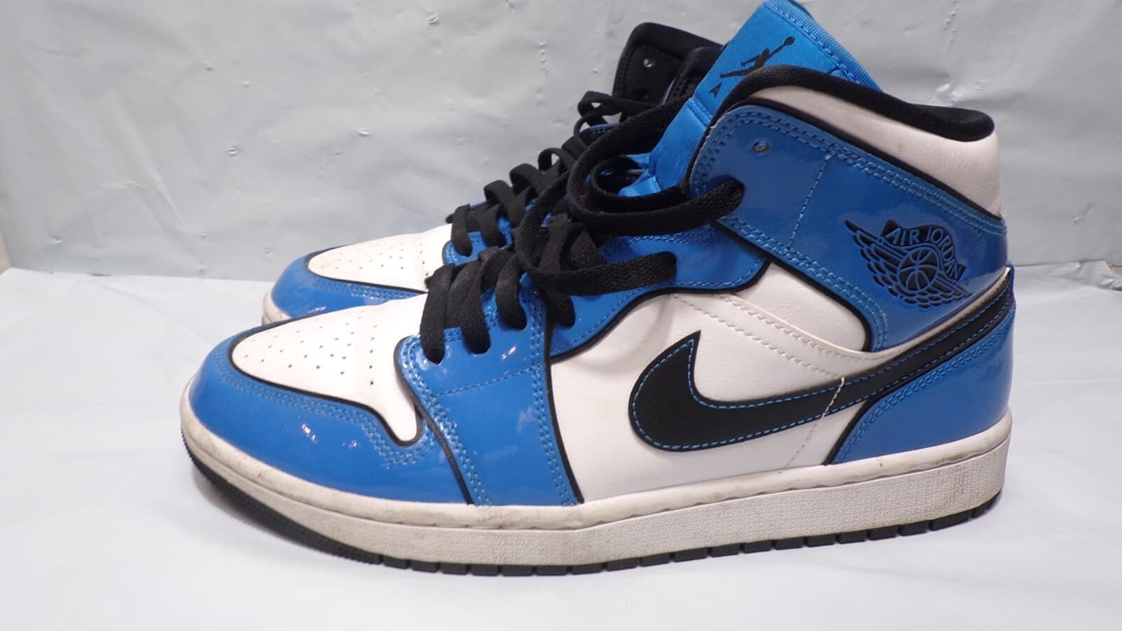 Nike Air Jordan 1 Mid Mens SE Signal Blue DD6834-402 Size 9 (N52J)