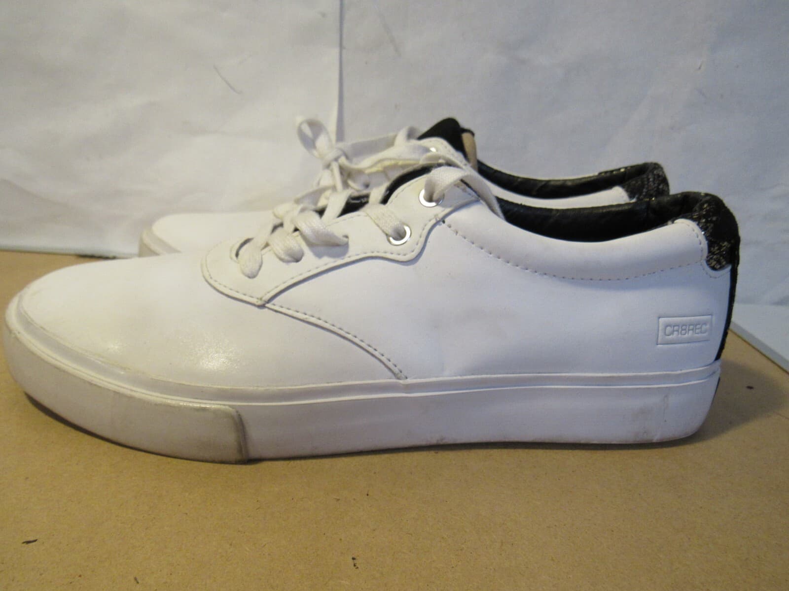 CREATIVE RECREATION CR8REC Mens Low Top Leather White/Metallic Snake SZ 9 B60M
