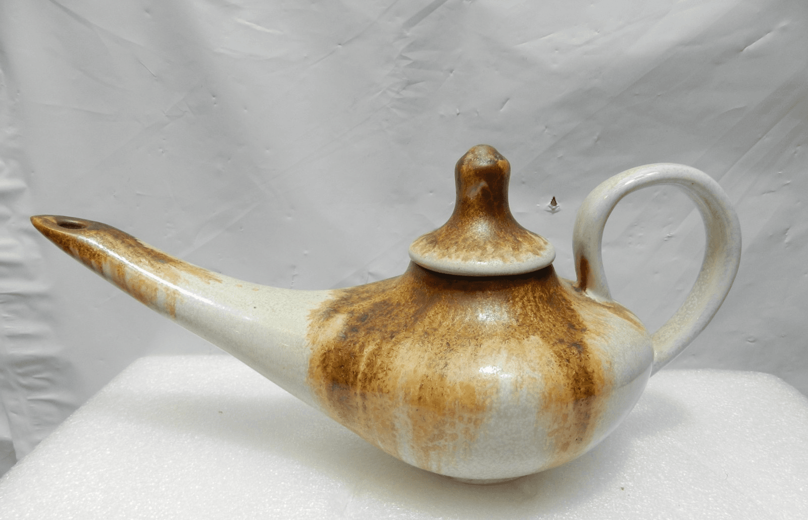 Vintage Pigeon Forge Douglas Ferguson 9" Oil Lamp Pottery Genie Lamp H20S