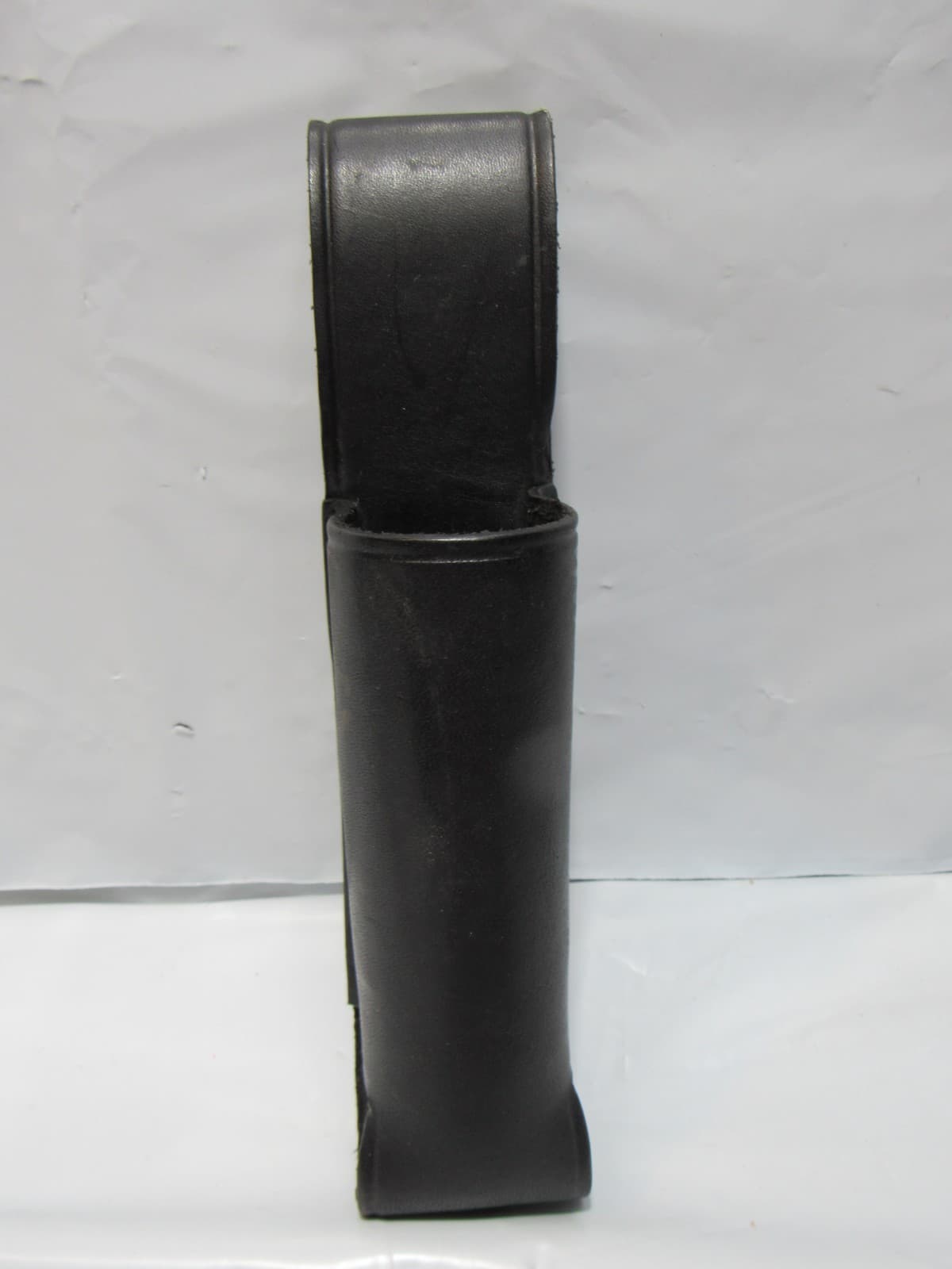 Don Hume Plain Black Leather Police Duty Expandable Baton Holder (T67JJ)