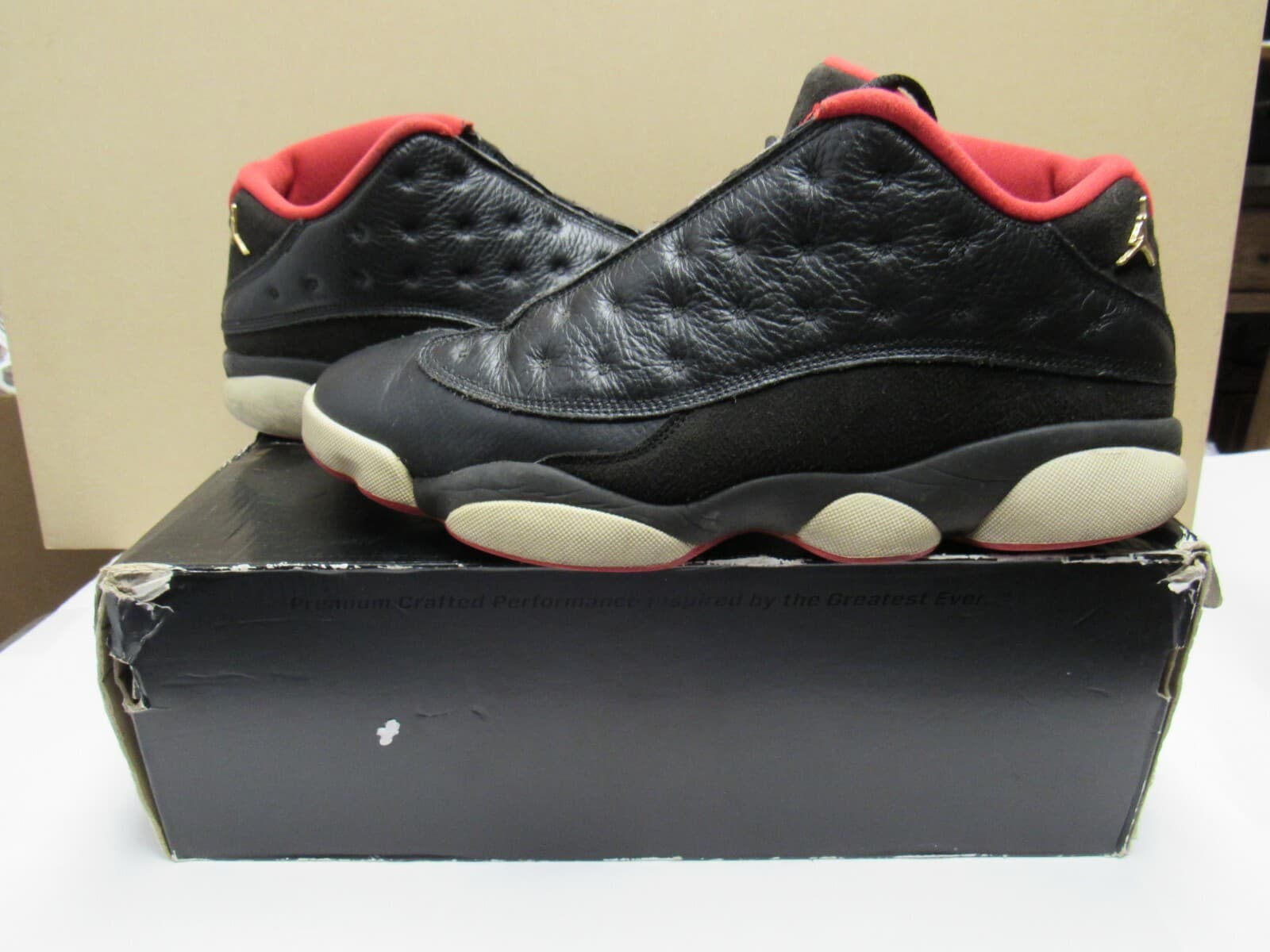 Air Jordan 13 Low Bred Size 11 Pre-Owned 310810-027