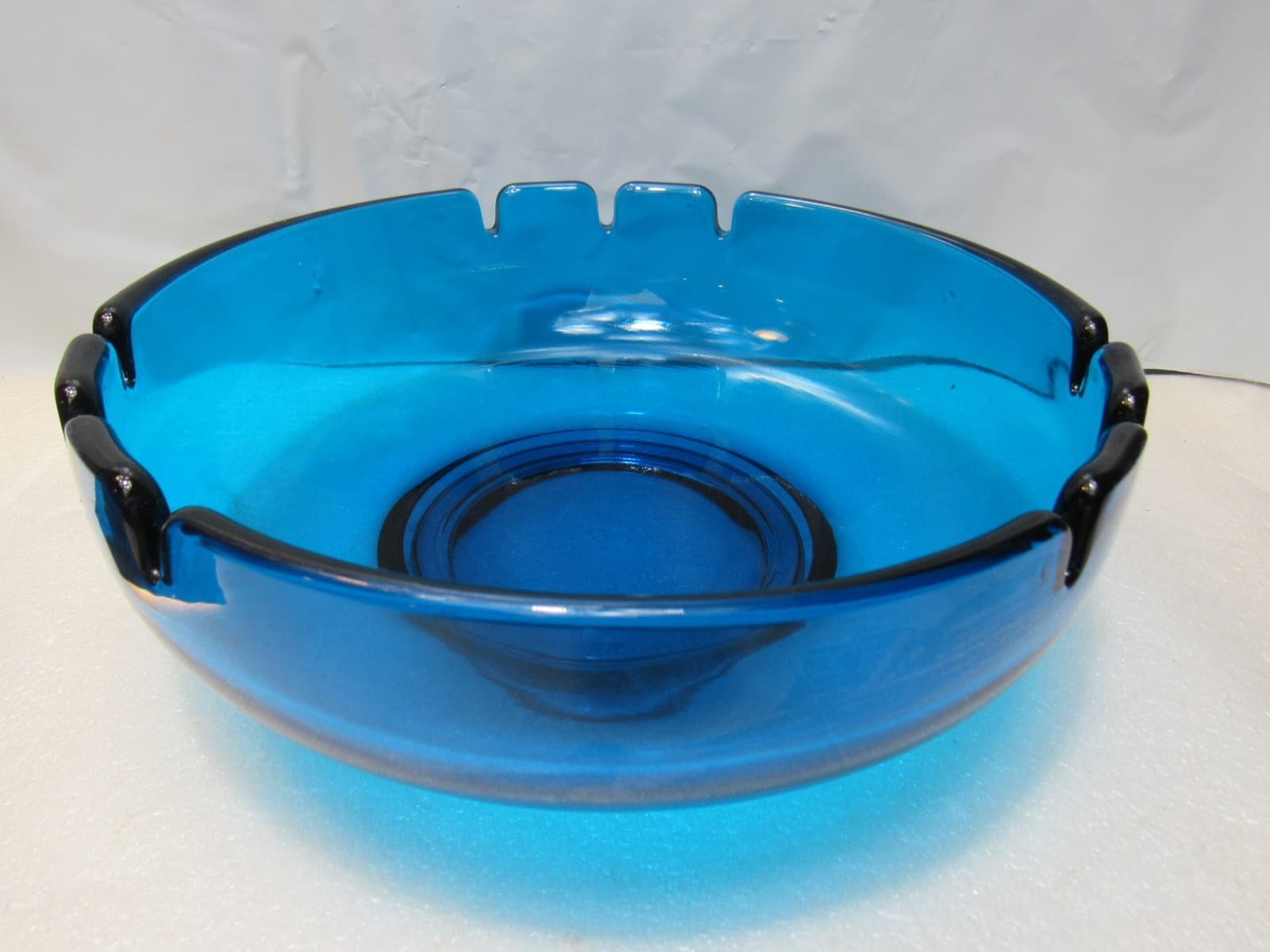 Large 9.5" Vintage MCM Viking Glass Co. Ashtray Bluenique Blue Round (W40J)