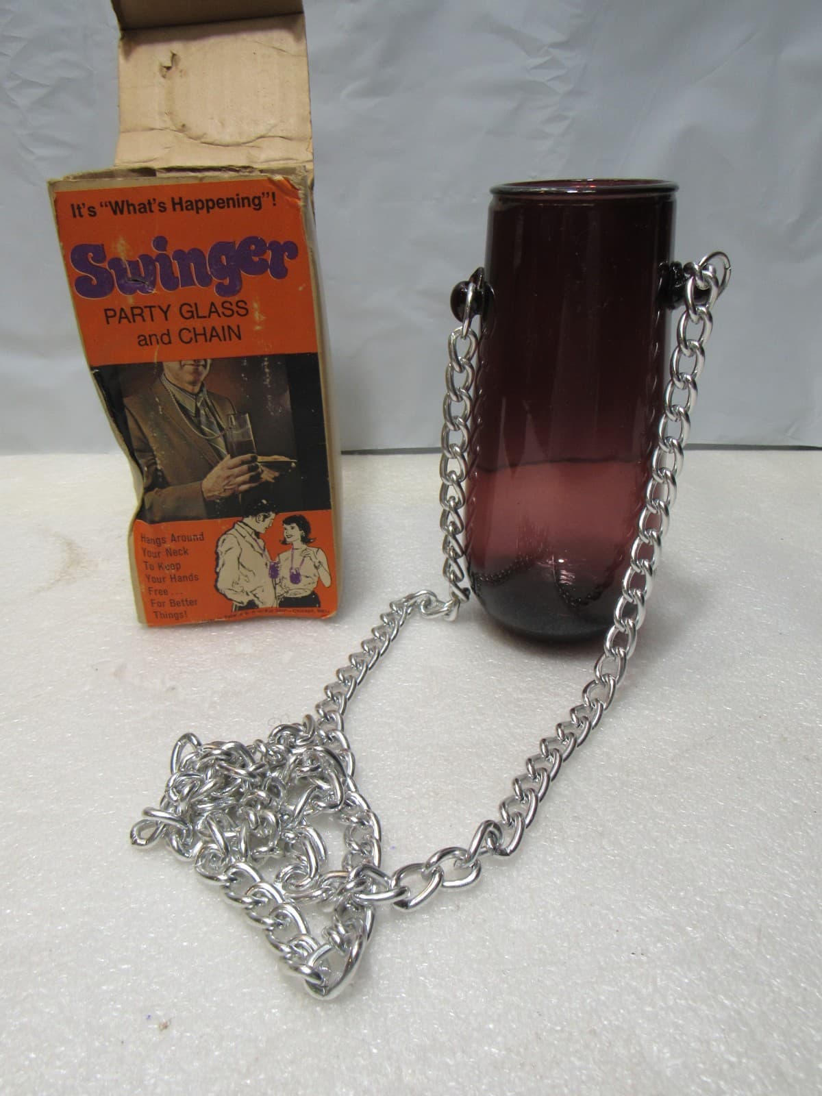 Vintage 70s Swinger Party Glass & Neck Chain Novelty Disco Hands Free W38J