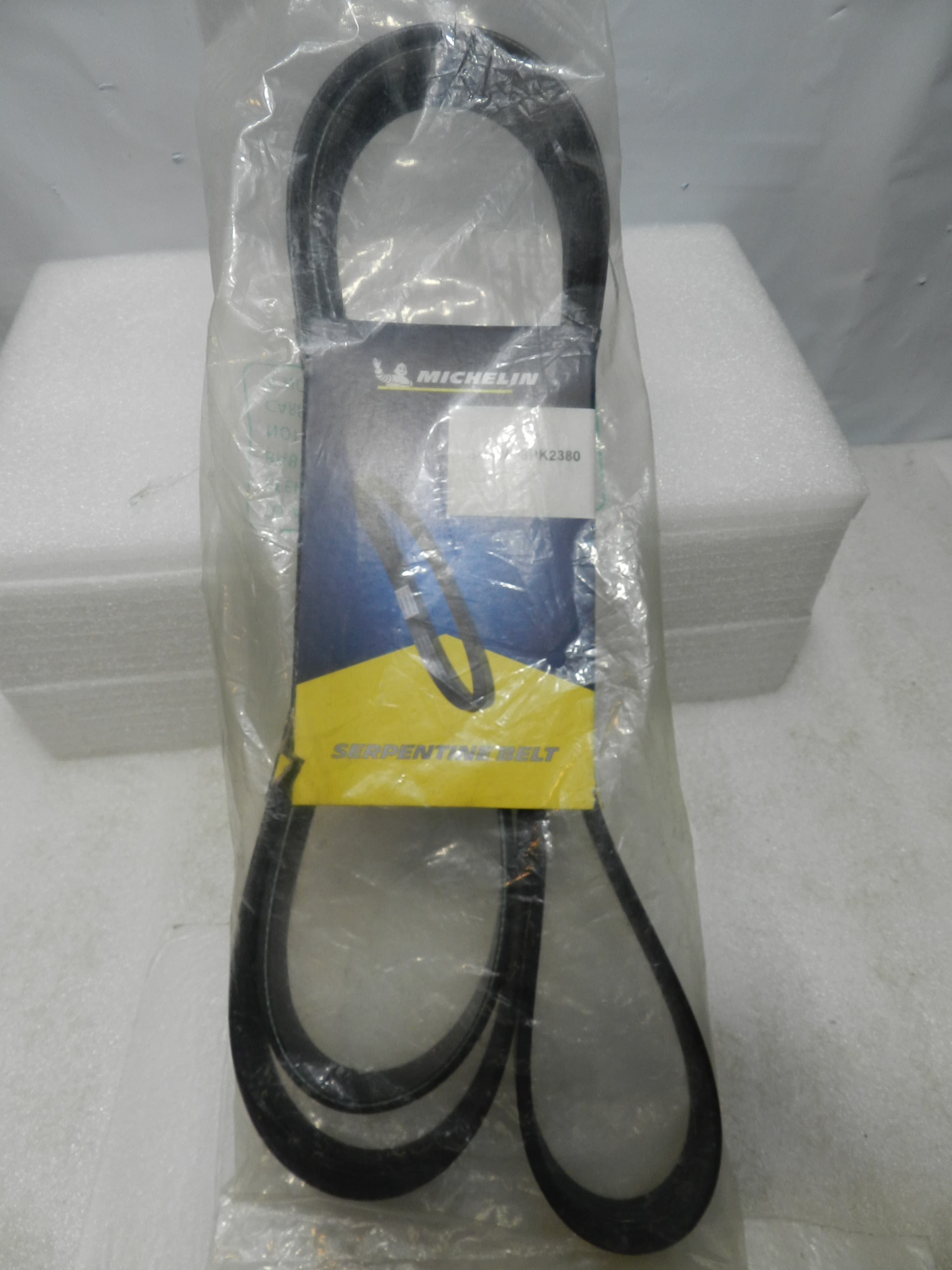 Michelin Serpentine Belt SMAMV6PK2380 (M72K)
