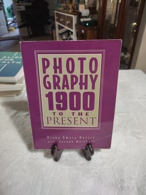 HULICK: PHOTOGRAPHY 1900 PRESENT _p1 by Hulick, Diana Emery,Marshall, Joseph, Go