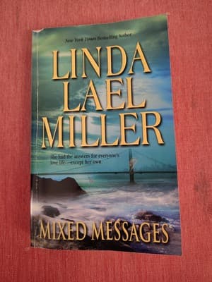 Mixed Messages by Linda Lael Miller (2002, Mass Market)